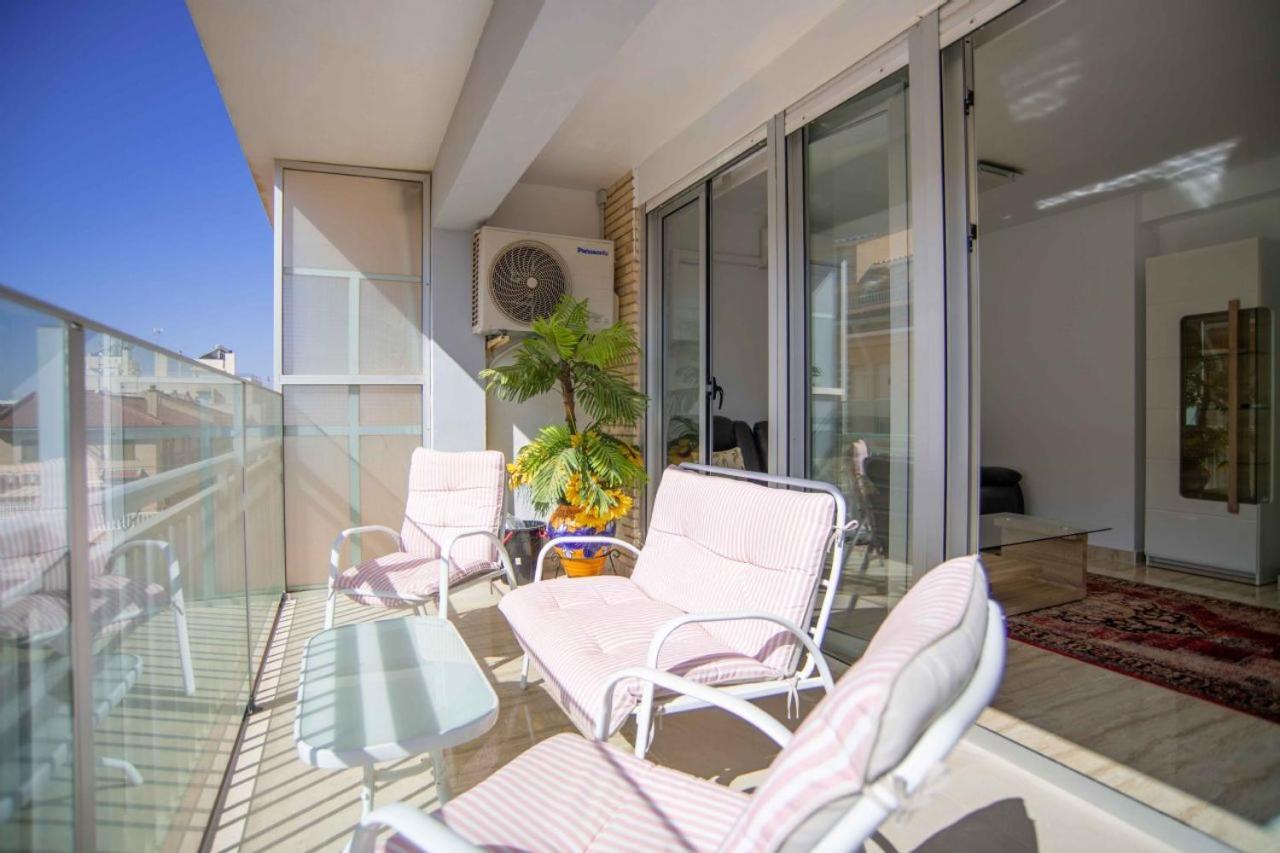 Beautiful Two Bedroom Apartment Next To The Beachfront Torre de la Horadada Kültér fotó